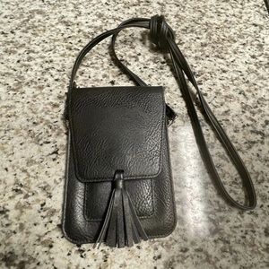 K.Carroll Harper Secure Crossbody & Cell Phone Leather Bag W/Wallet RFID Secure